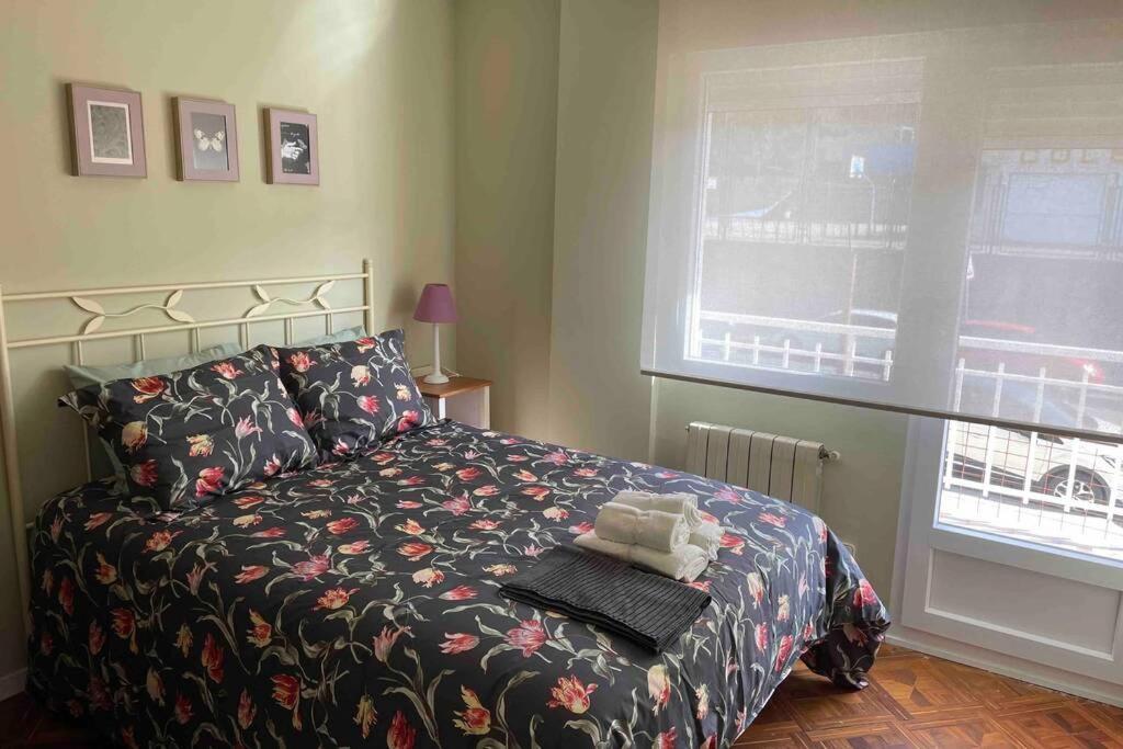 Coqueto Apartamento Cerca De La Playa Santander Esterno foto